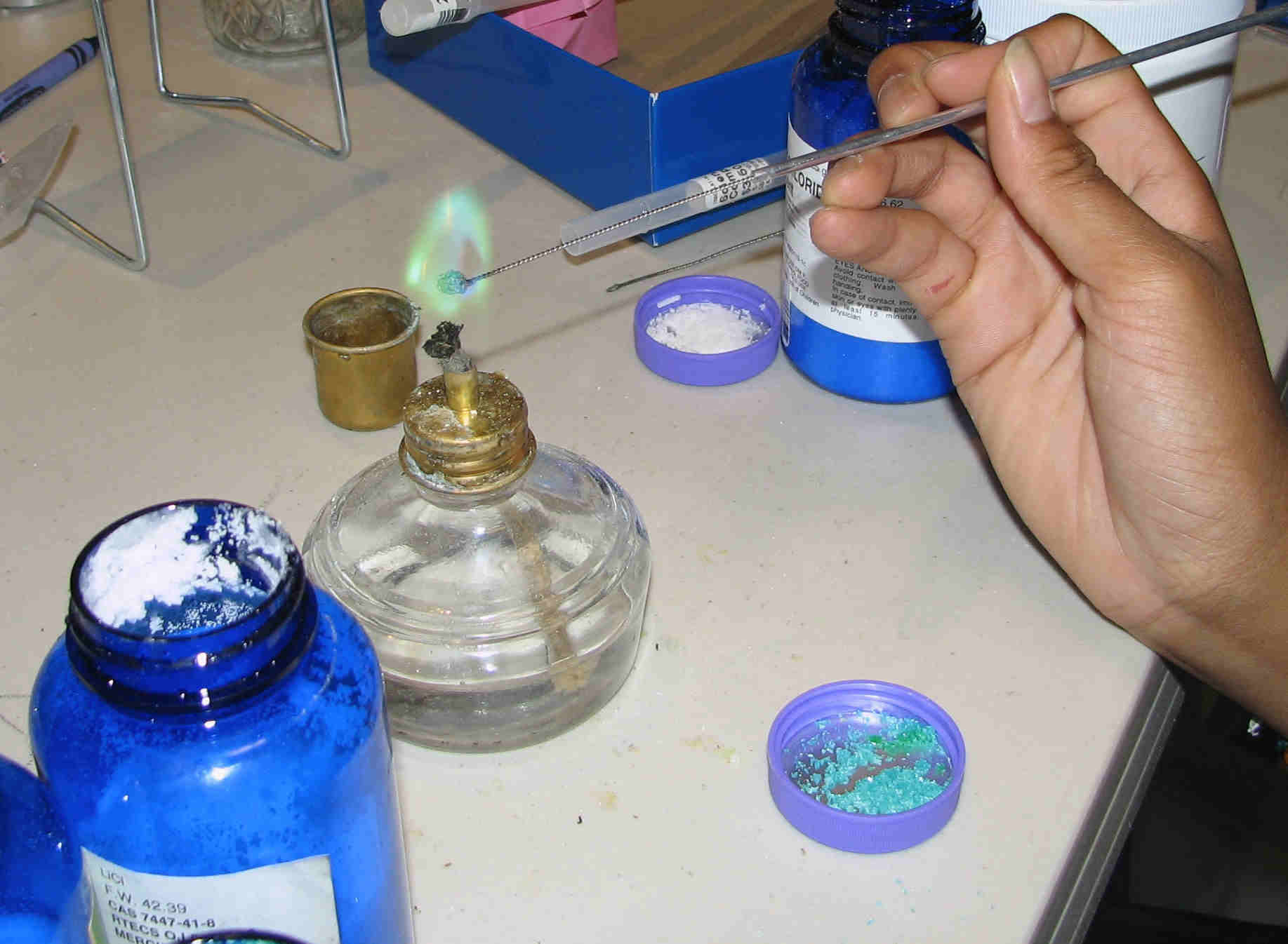 flame test4.jpg (123963 bytes)